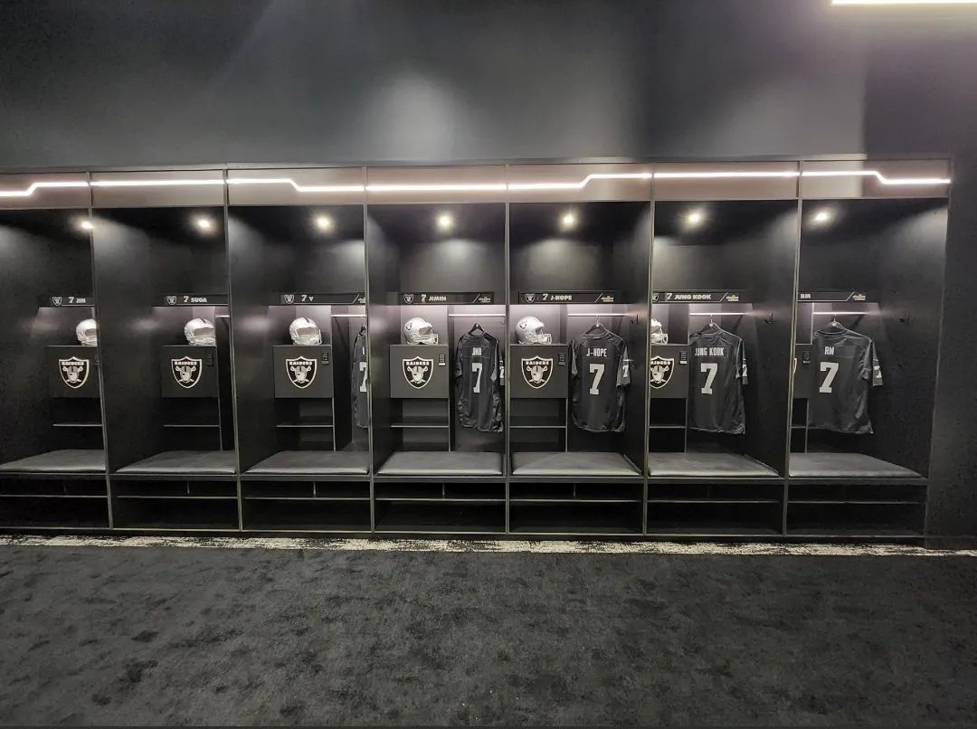 방탄 미식 축구 스타디움에서 공연하니까 이런것도 만들어주네.. | 인스티즈