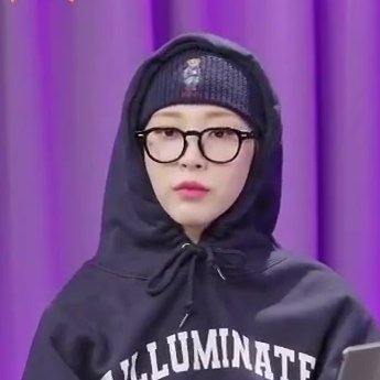 [잡담] 문별 컴백전에 머리가리고 스케줄하는게 너무 웃김ㅋㅋㅋㅋ | 인스티즈