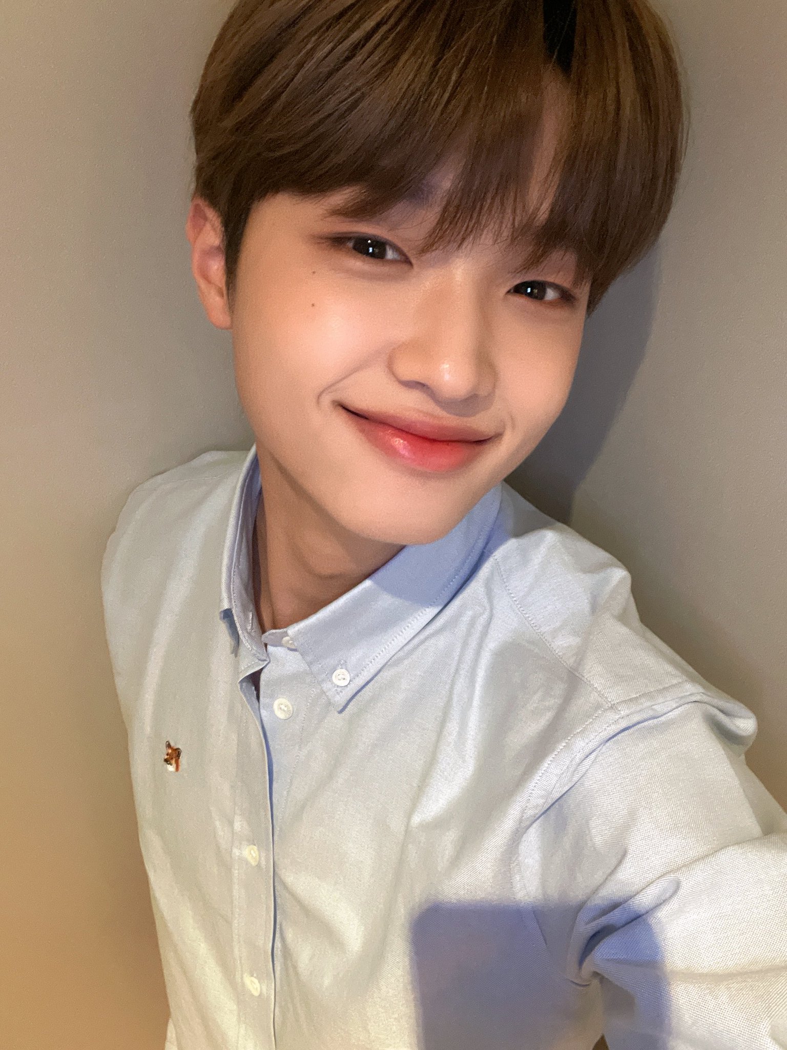 [잡담] 얘들아 손동표 최근 사진 좀 봐....... 이제 우리가 알던 애기가 아님 | 인스티즈