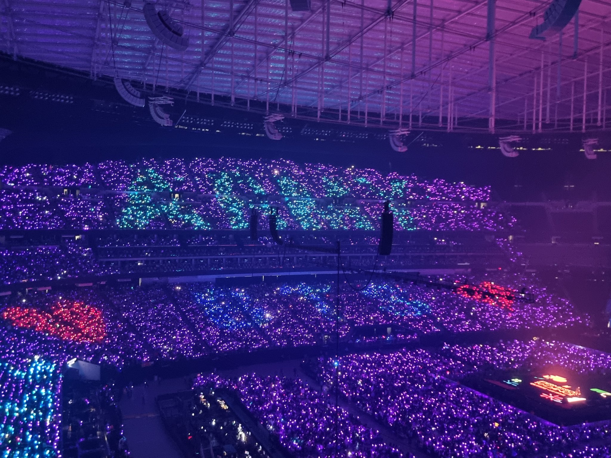 [잡담] 실시간 방탄콘 갸이쁨 | 인스티즈