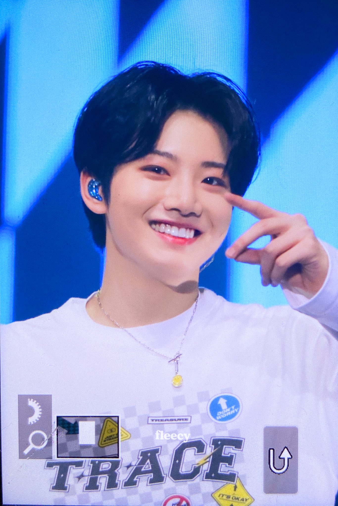 [잡담] 어떻게 안 사랑해요 이렇게 웃고만 있는데.. | 인스티즈