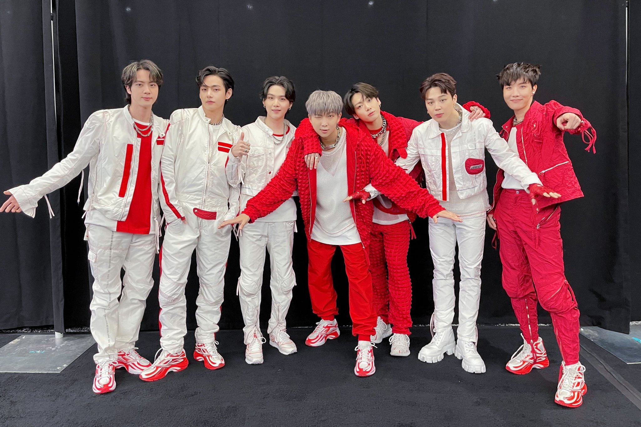 [잡담] 방탄 오방 뜬거 이쁘다 | 인스티즈