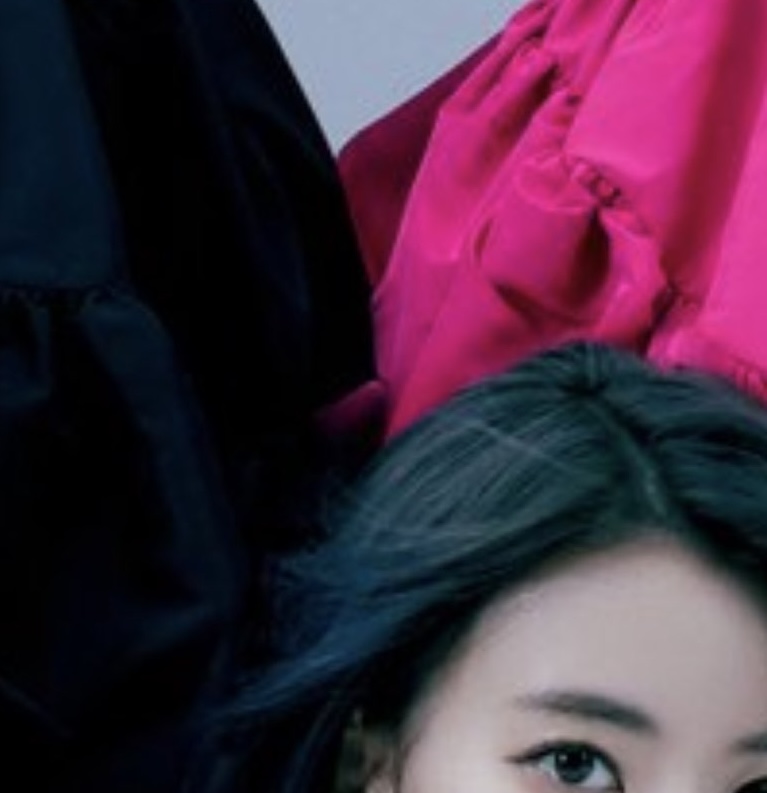 [잡담] 르세라핌 사진 수정한거에서 또 실수 있대ㅋㅋㅋㅋㅋㅋ | 인스티즈