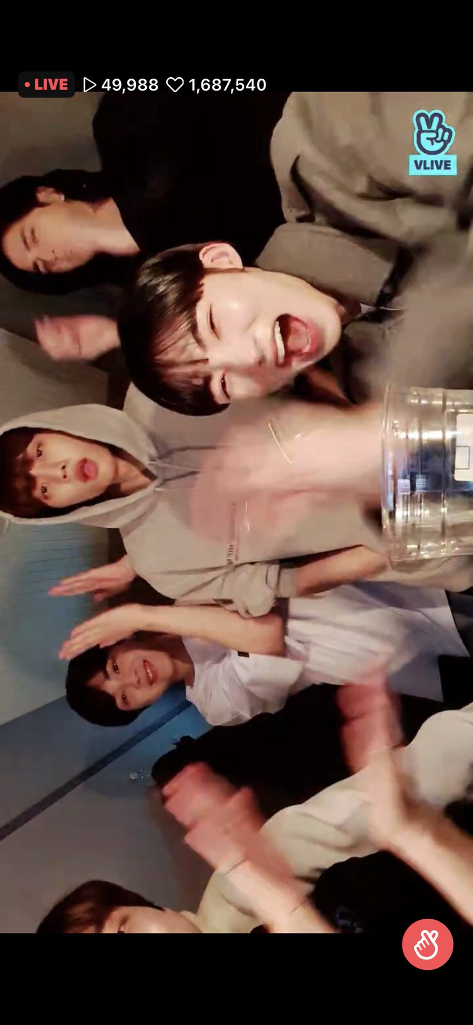 [잡담] 오늘 더보이즈 브이앱 정말 재밌었다 | 인스티즈