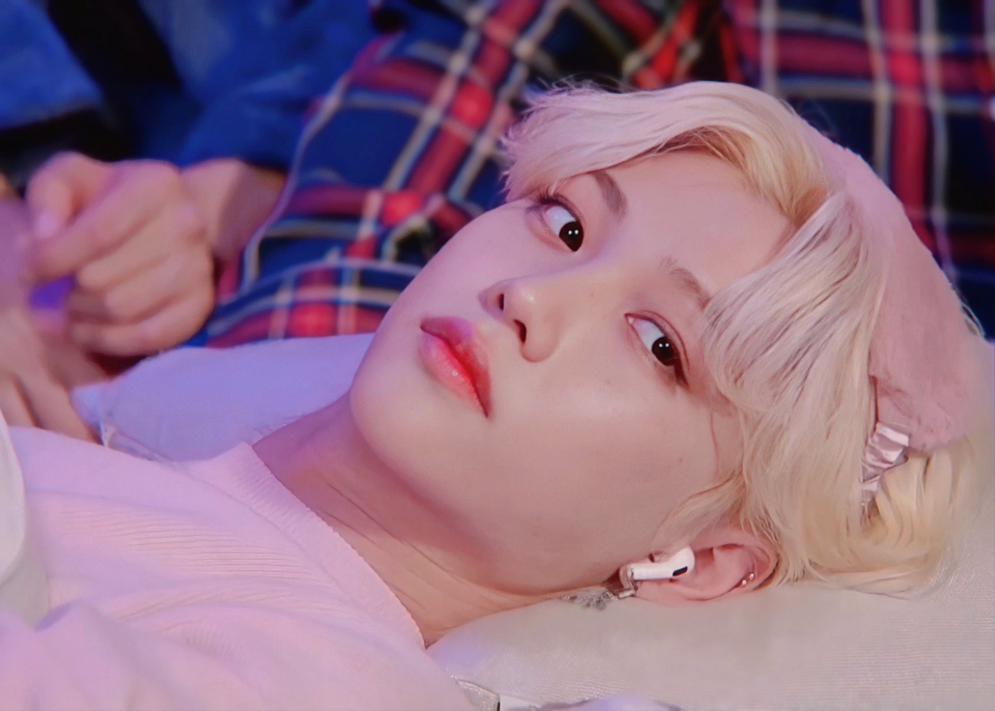 [잡담] 얼굴 심각하게 잘났어 | 인스티즈