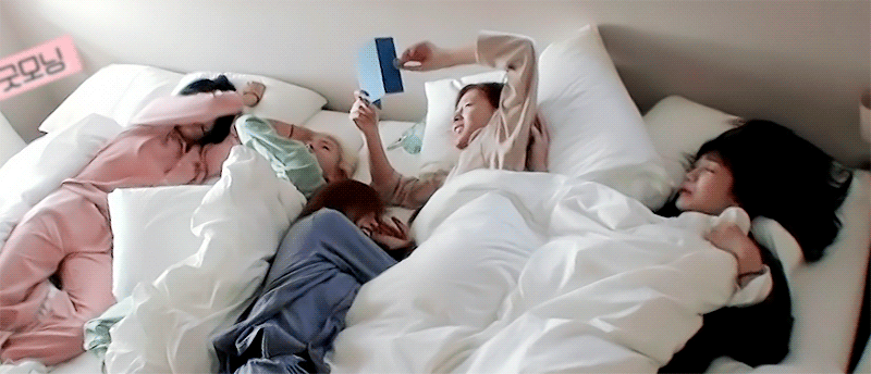 [잡담] 2022년 4월 19일 에이핑크 11주년 = 데뷔한지 4019일 되는 날 | 인스티즈