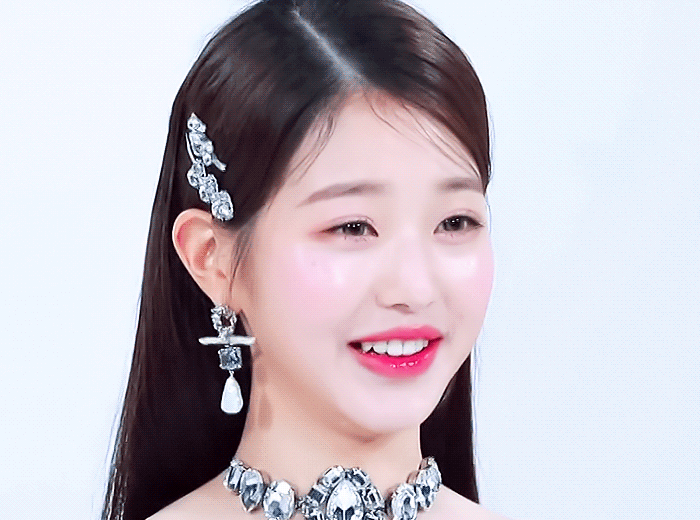 [잡담] 원영이 웃는 거 짱 기여움!!!!!! 후회 안할테니 다들 들어와서 보고가 | 인스티즈