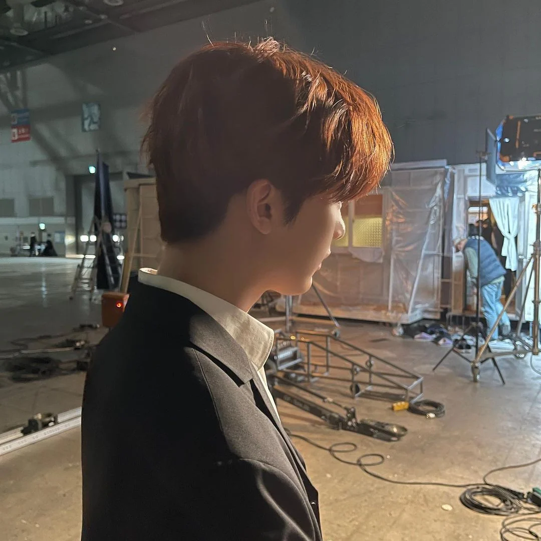 [잡담] 이 사진 보니깐 산하 젖살 진짜 많이 빠졌다 | 인스티즈