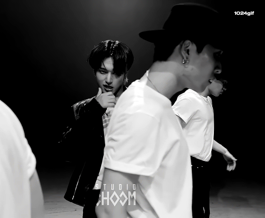 [잡담] 다시 보는 정우영 스춤...😇 | 인스티즈