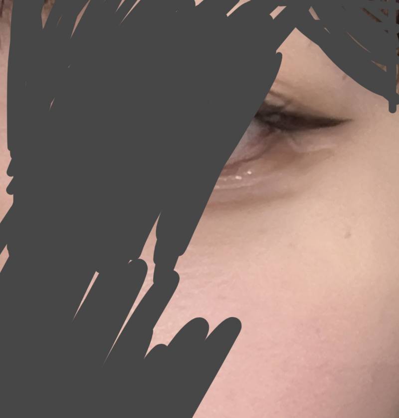 근데 나 새삼 아이라인 꽤 잘그리는듯... | 인스티즈