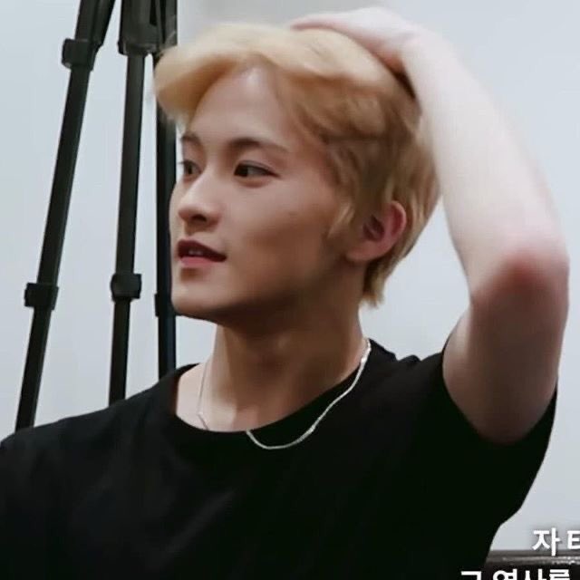 [잡담] 근데 엔시티 마크는 진짜 뭘까 | 인스티즈