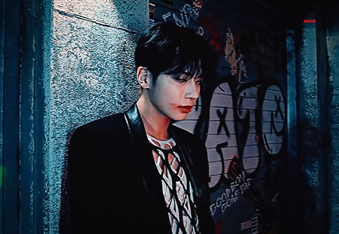 [잡담] 얘네 둘이 어찌 한 그룹이 되어 | 인스티즈