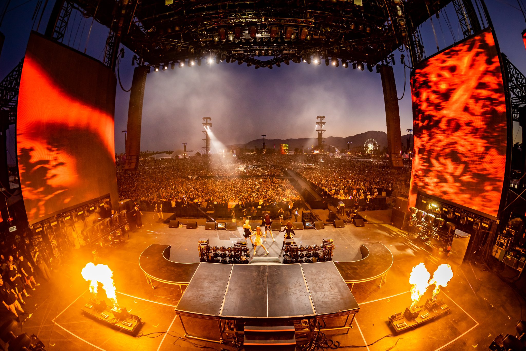 [잡담] 에스파 무대 사람 없다면서 ㅋㅋㅋㅋ | 인스티즈