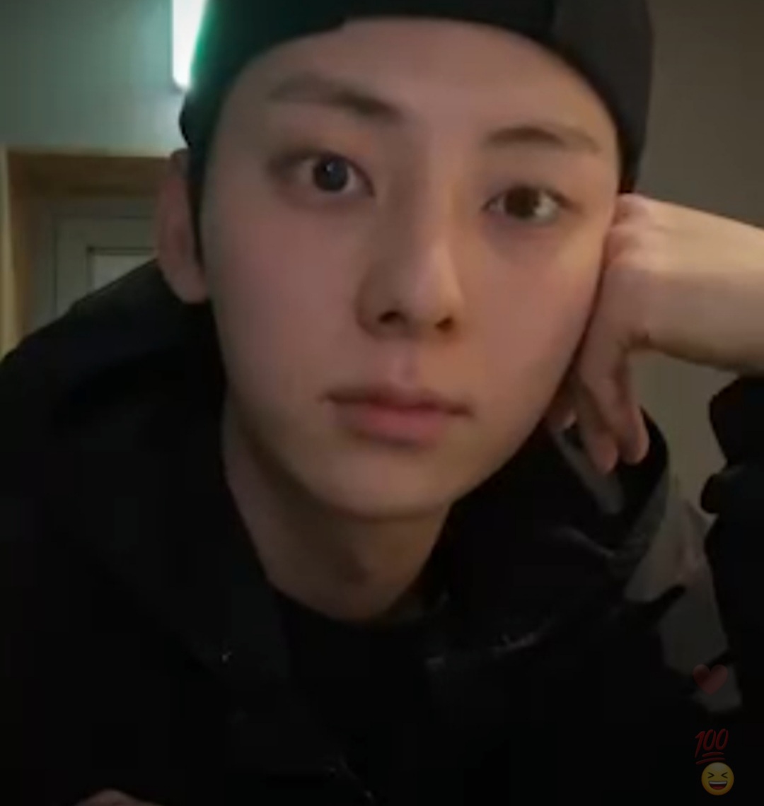 [OnAir] 황민현 오늘 라방 얼굴 왤케 재ㅁ민이같지 | 인스티즈