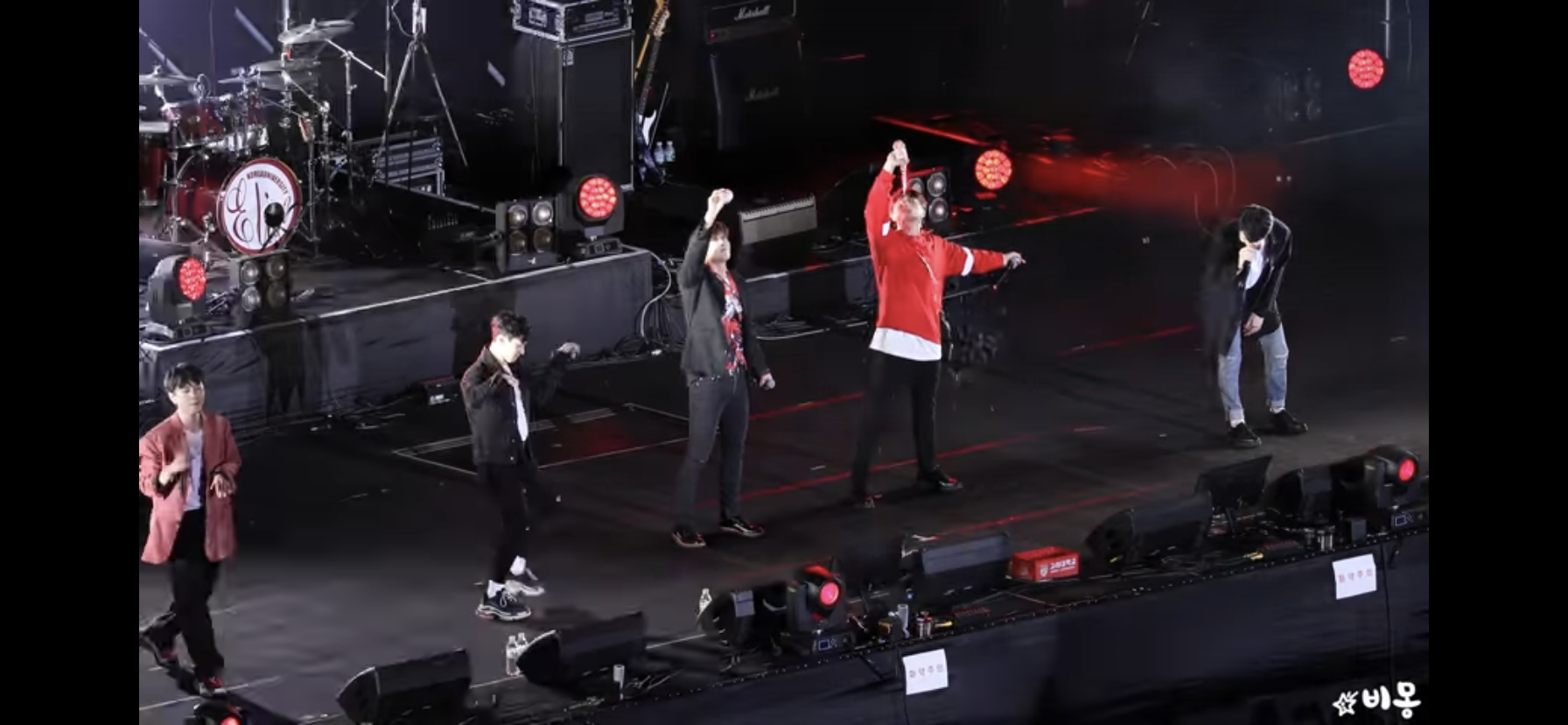 [잡담] 아니 입실렌티 윤두준 왜저래?? | 인스티즈