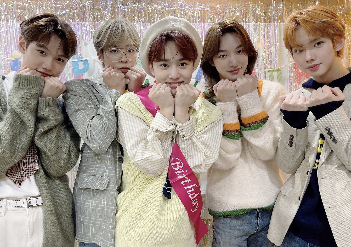 [잡담] 컴백없고 음원없이 노래만 나오는 삶... | 인스티즈