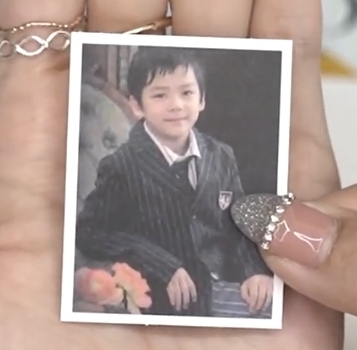 [잡담] 우리 애들 이번 앨범 구성품에 아기 때 사진 들어가 있는 이유 | 인스티즈