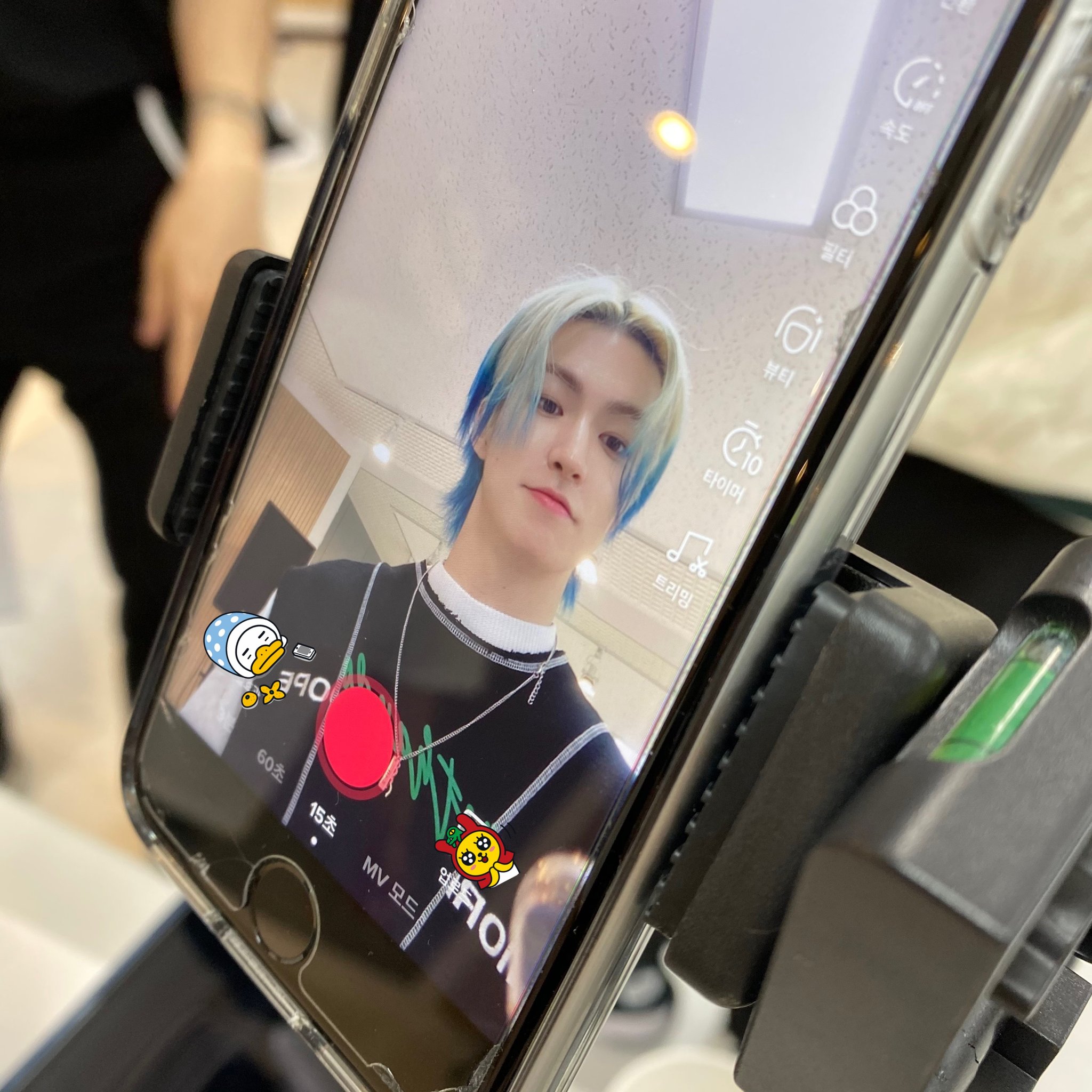 [잡담] 나였어도 같그룹에 장발멤 있으면 이거 꼭해본다 | 인스티즈