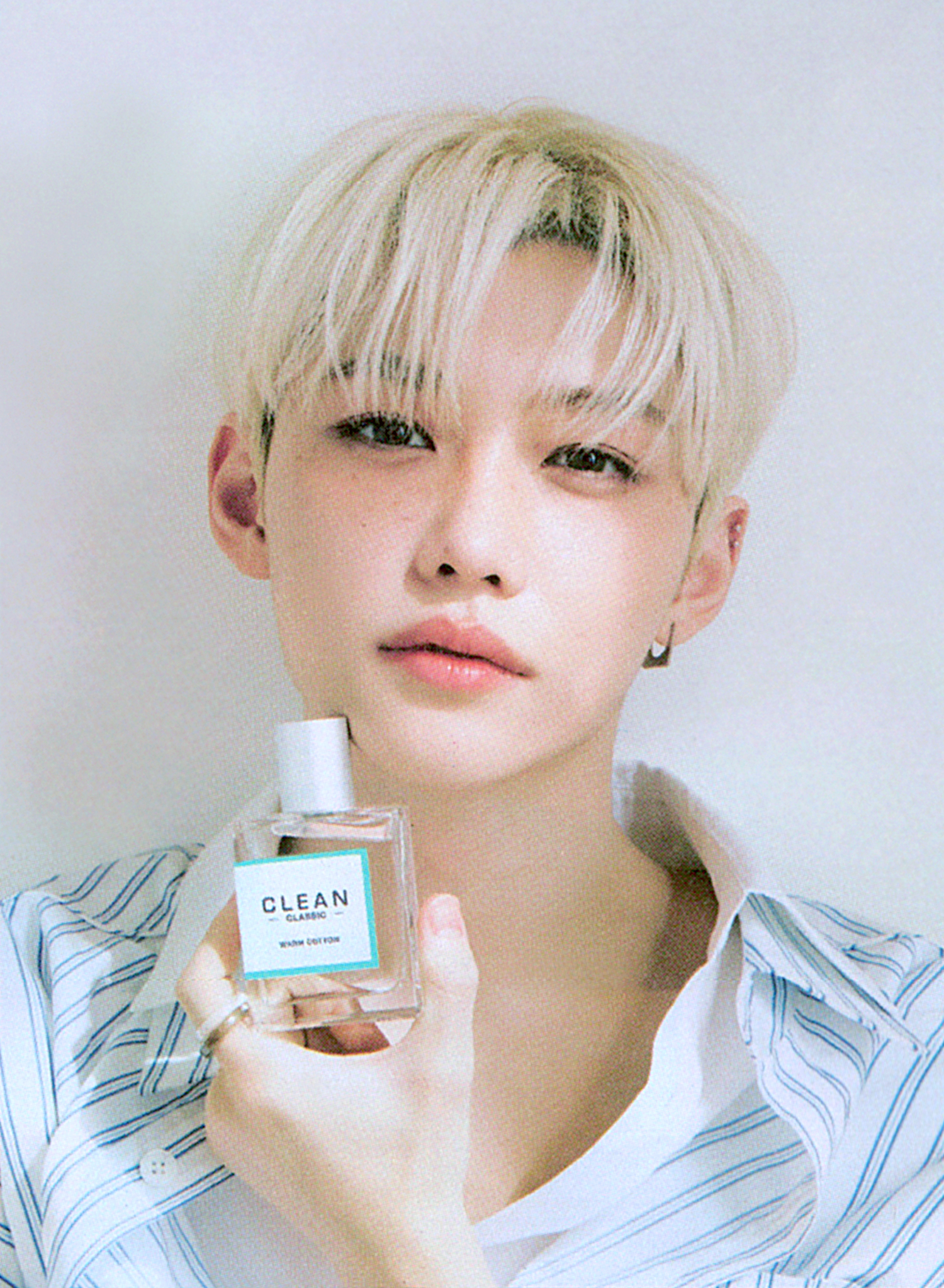 [잡담] 용복이 빨리 흑발로 화보든 뭐든 하나 찍었으면 좋겠어 | 인스티즈