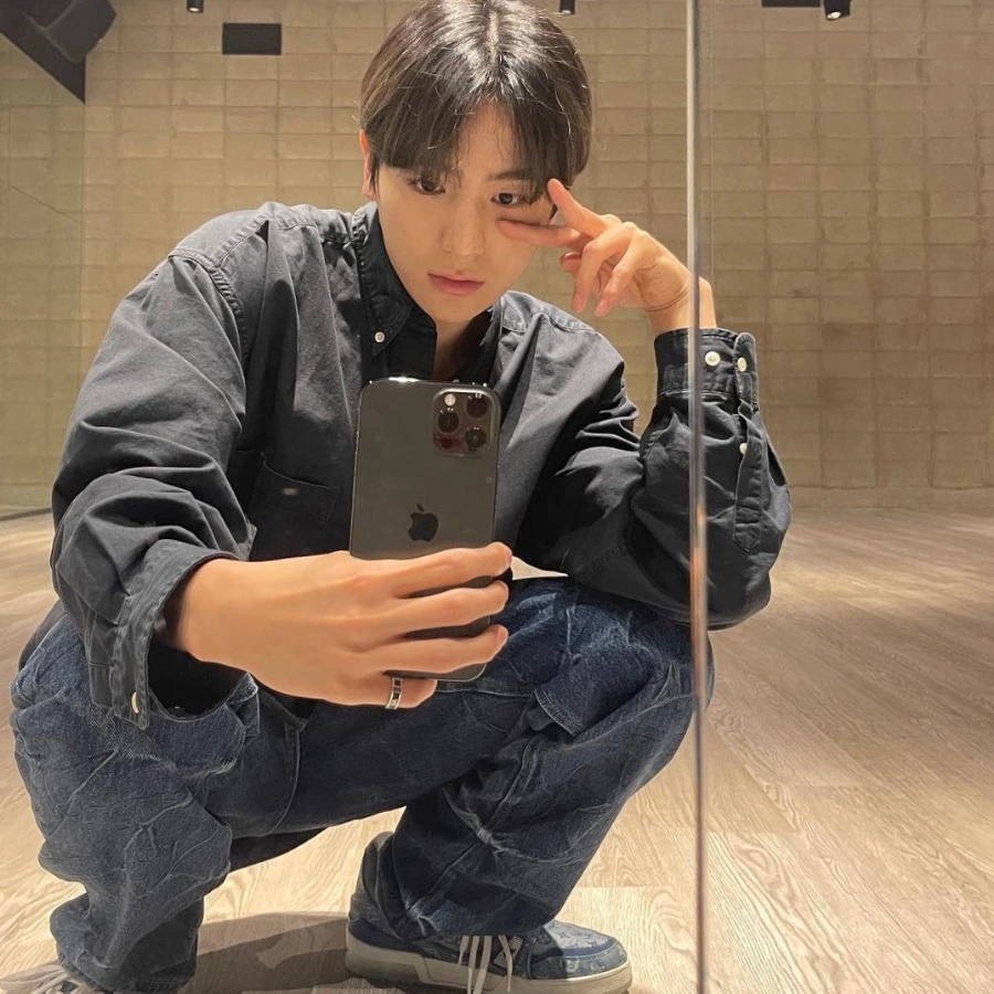 산책 중인 이재현 ask | 인스티즈