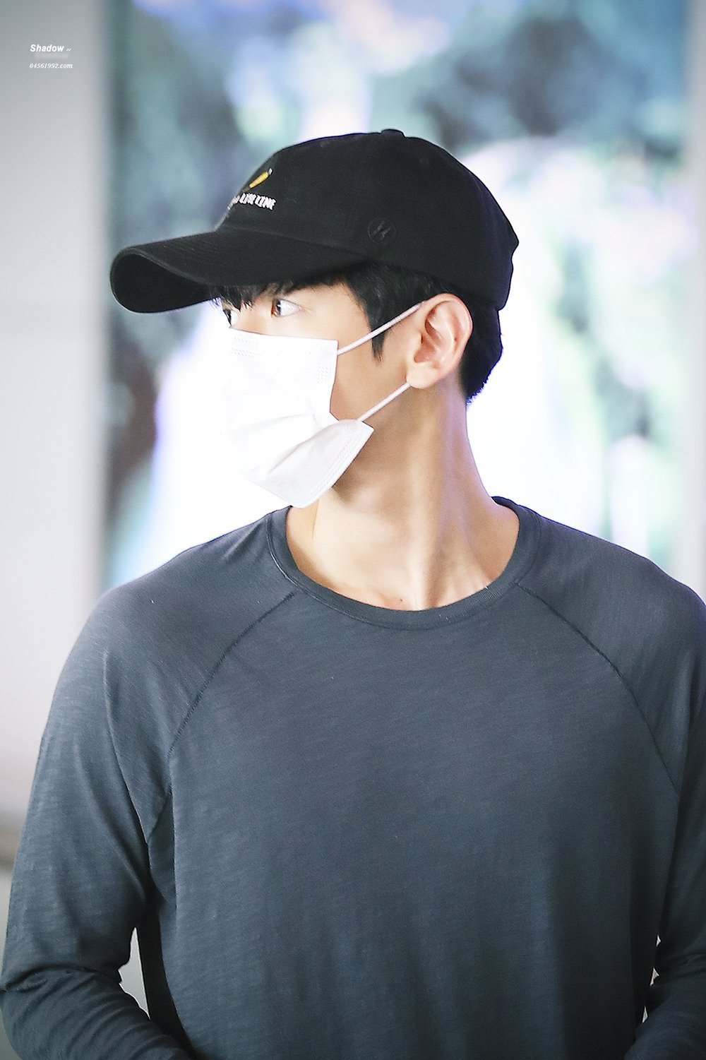 [잡담] 넘 좋은 백현이 사복 무드 🫠 | 인스티즈