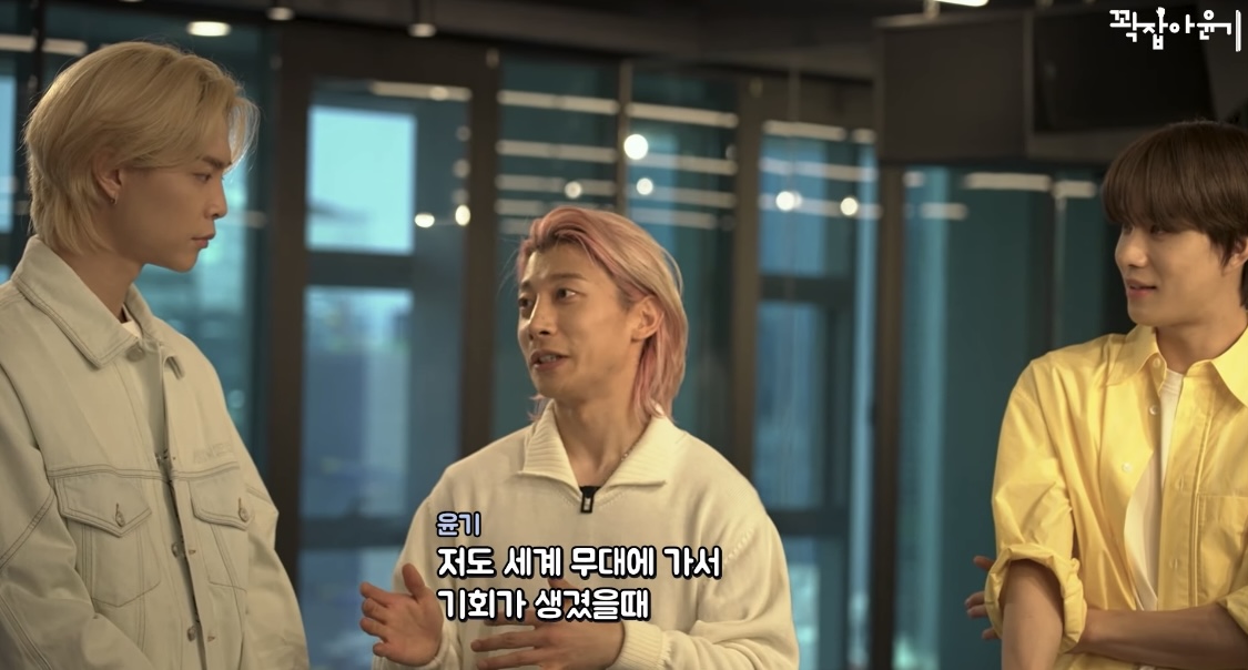 [잡담] 엔시티127 사이에서 젤 아이돌같은 머리를 한 곽윤기ㅋㅋㅋㅋㅋㅋ | 인스티즈