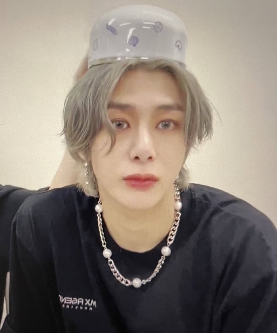 [잡담] 몬스타엑스 형원 너무 잘생겼음 | 인스티즈