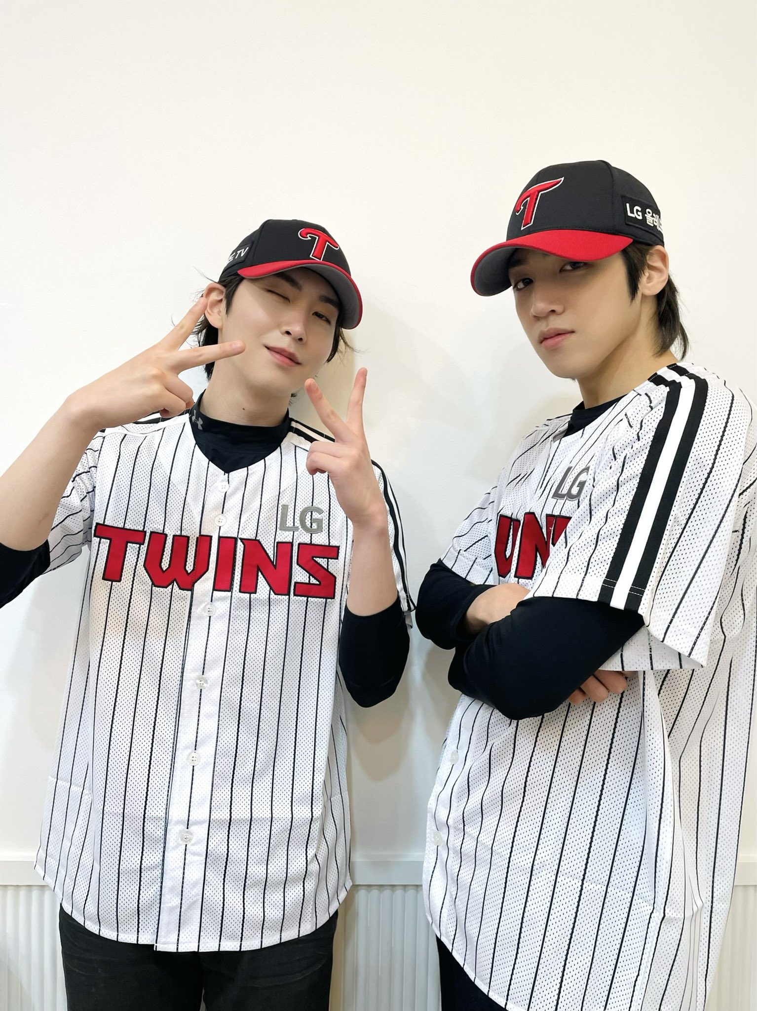 [잡담] 펜타곤 신원 우석 시구 또 해줬으면 👏🏻 | 인스티즈