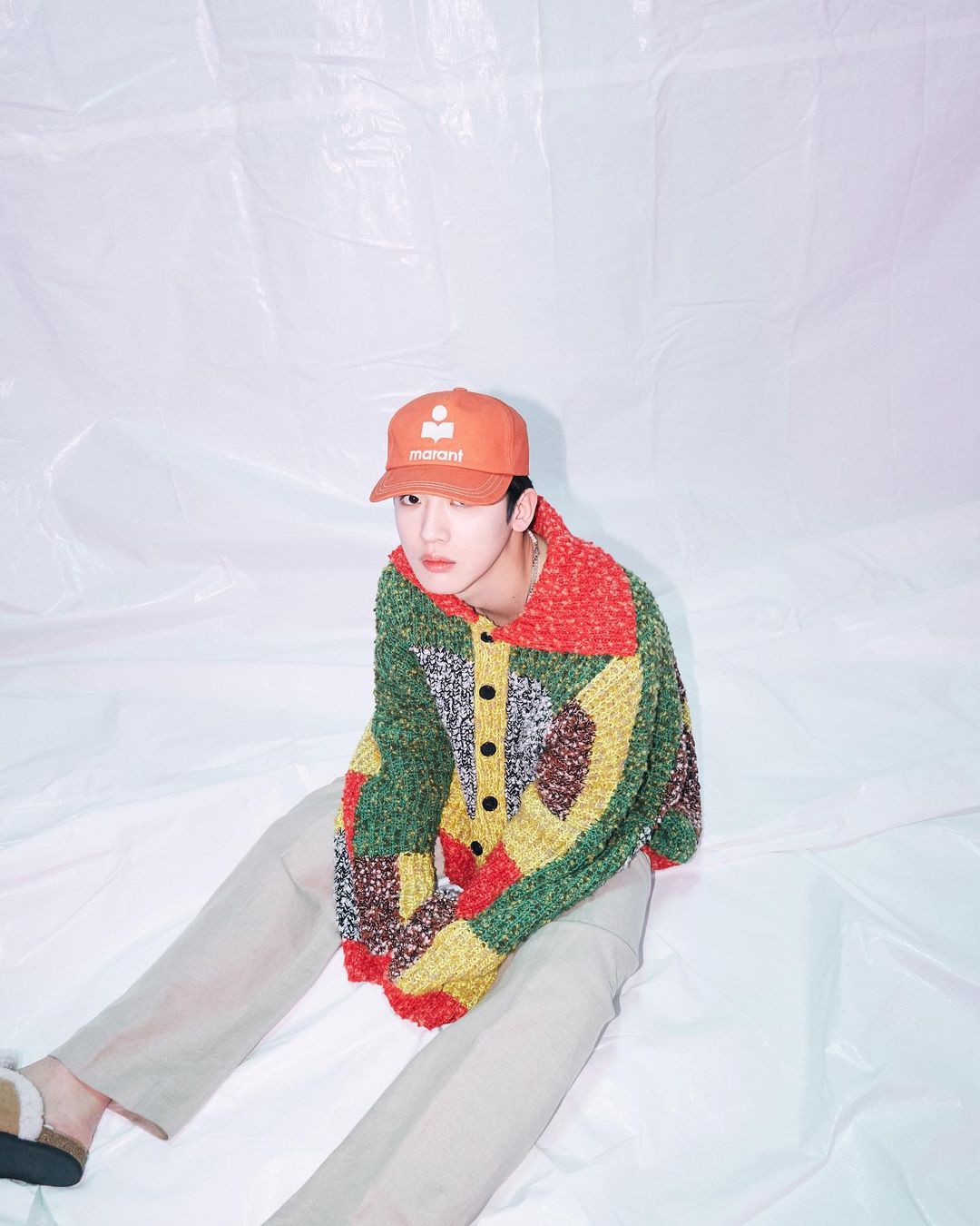 [잡담] 김요한 5월 화보 3갠데 다 이뻐... | 인스티즈