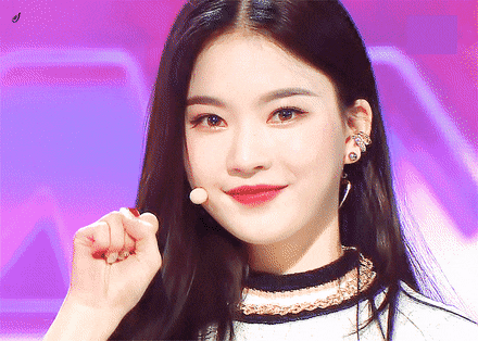 [잡담] 아이사 진짜 성덕이다 자기가 좋아하는 연옌한테 연락 한번 달라고 고기 사준다는 말을 듣는다니.. | 인스티즈