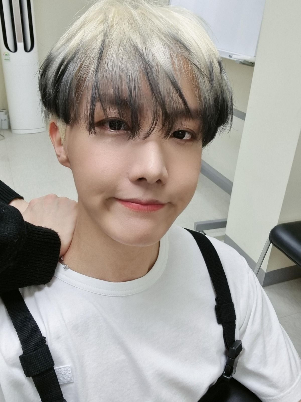 [잡담] 방탄 제이홉은 데뷔~지금까지 몸이 1그램도 안 변하나..? | 인스티즈