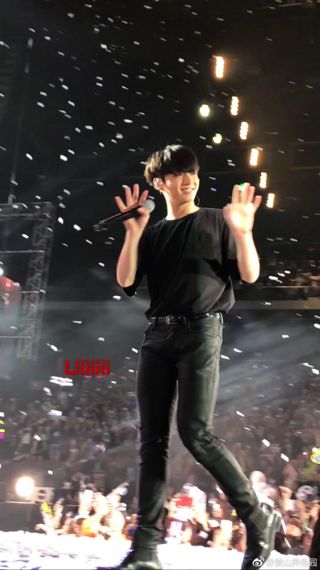 [잡담] 고유명사 폰카 정국……💜 | 인스티즈