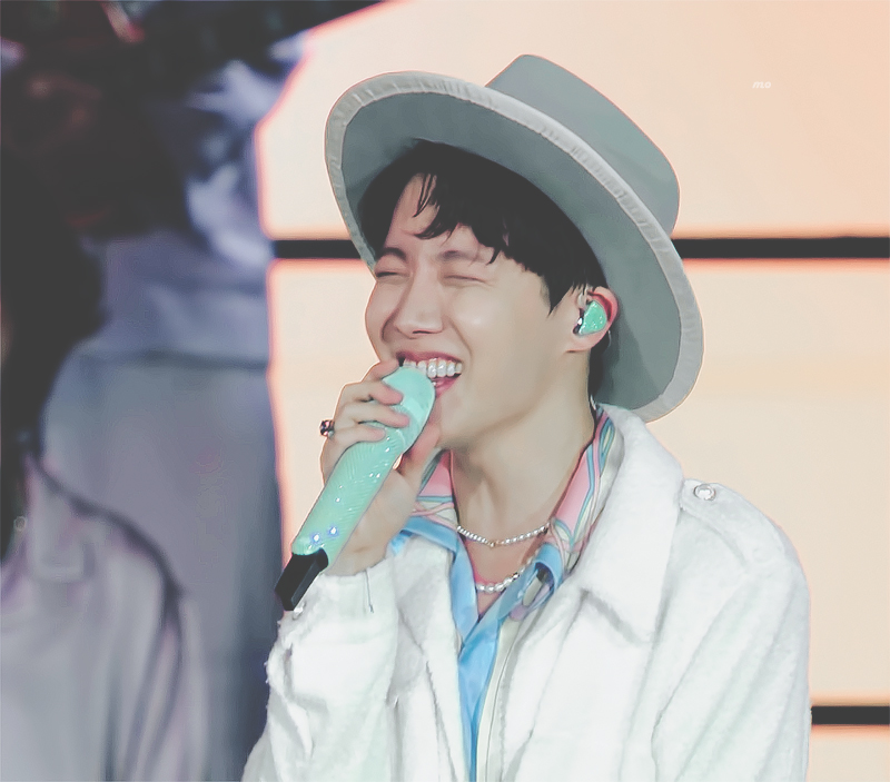 [잡담] 방탄 제이홉은 데뷔~지금까지 몸이 1그램도 안 변하나..? | 인스티즈