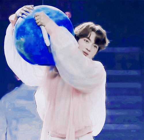 [잡담] 이 사람이 방탄 맏형이라니? | 인스티즈