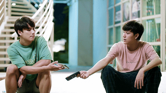 [BL드라마] 계속 주연만 맡던 배우가 대신 죽어줄 수도 있는 찐친이랑 첫 벨드를 찍음 (스압,후방주의) | 인스티즈