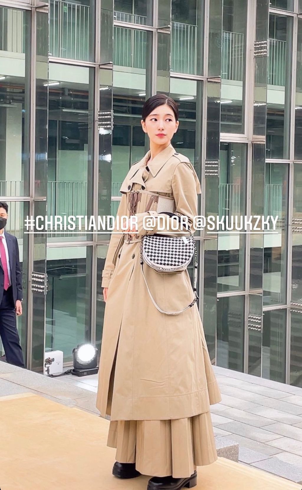 [잡담] 수지 디올 레전드 사진 또 떴다 | 인스티즈