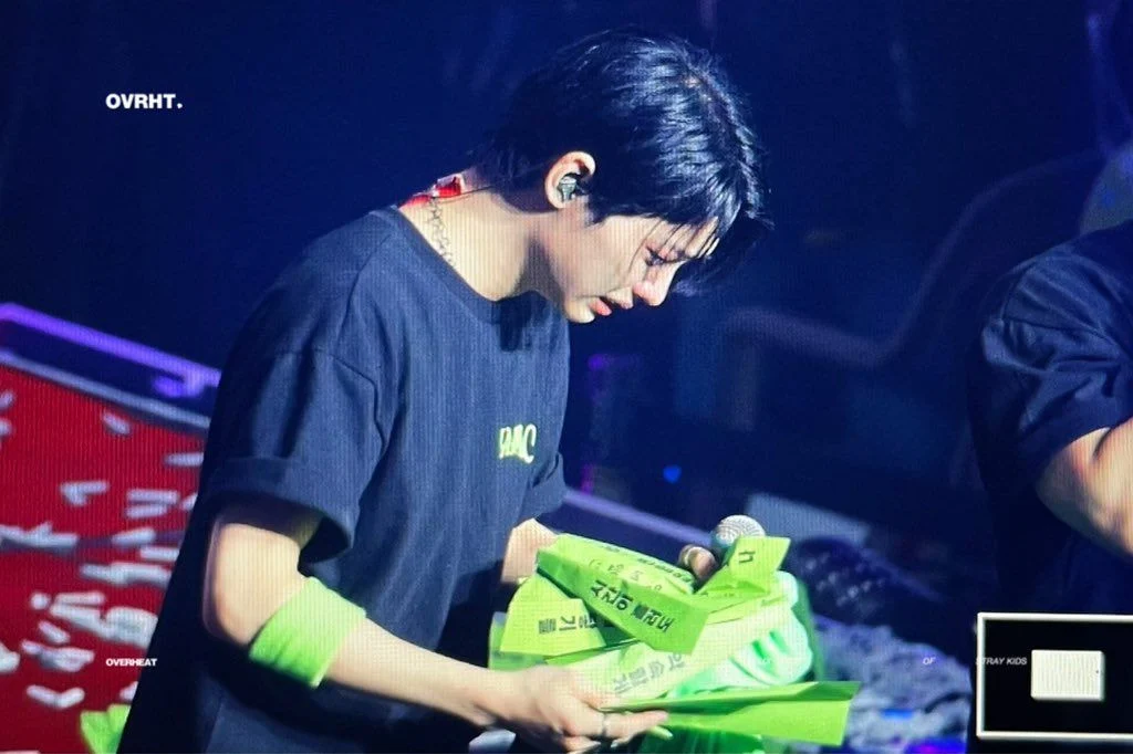 [잡담] 필릭스 안울었으면 좋겠다..아니 울었으면 좋겠다.... | 인스티즈