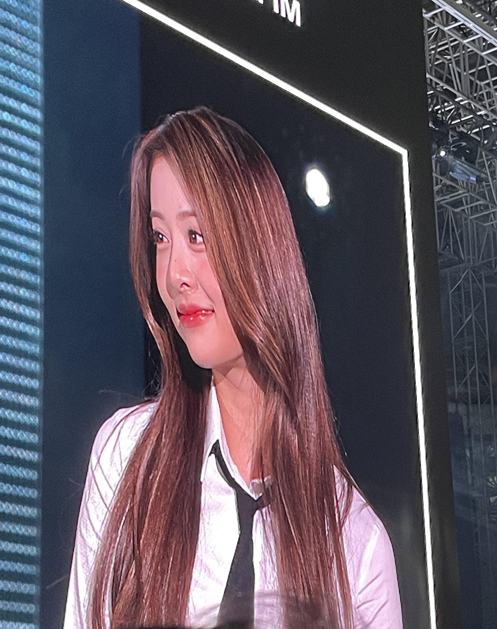 [잡담] 허윤진 전광판 | 인스티즈