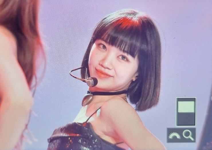 [잡담] 김채원 쇼케이스 실시간으로 프리뷰 뜨는 중 | 인스티즈