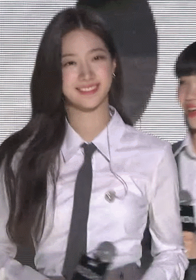 [잡담] 르세라핌 쇼케보고 왔는데...채원이 윤진이 카즈하 은채 너무 좋아짐ㅠㅠㅠㅠㅠㅠㅠ | 인스티즈