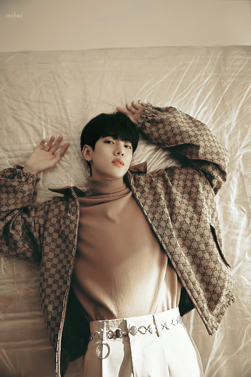 [잡담] 나 재찬이 모든 화보 통틀어서 이때 컷이 제일 좋아 | 인스티즈