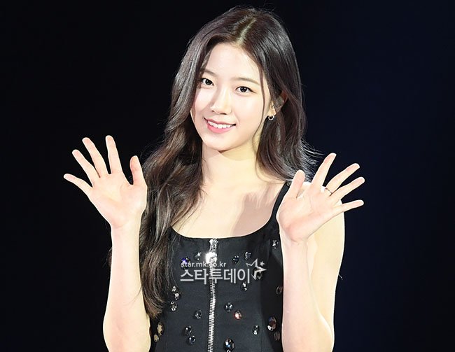 [잡담] 카즈하 얼굴 미쳣는데??? | 인스티즈