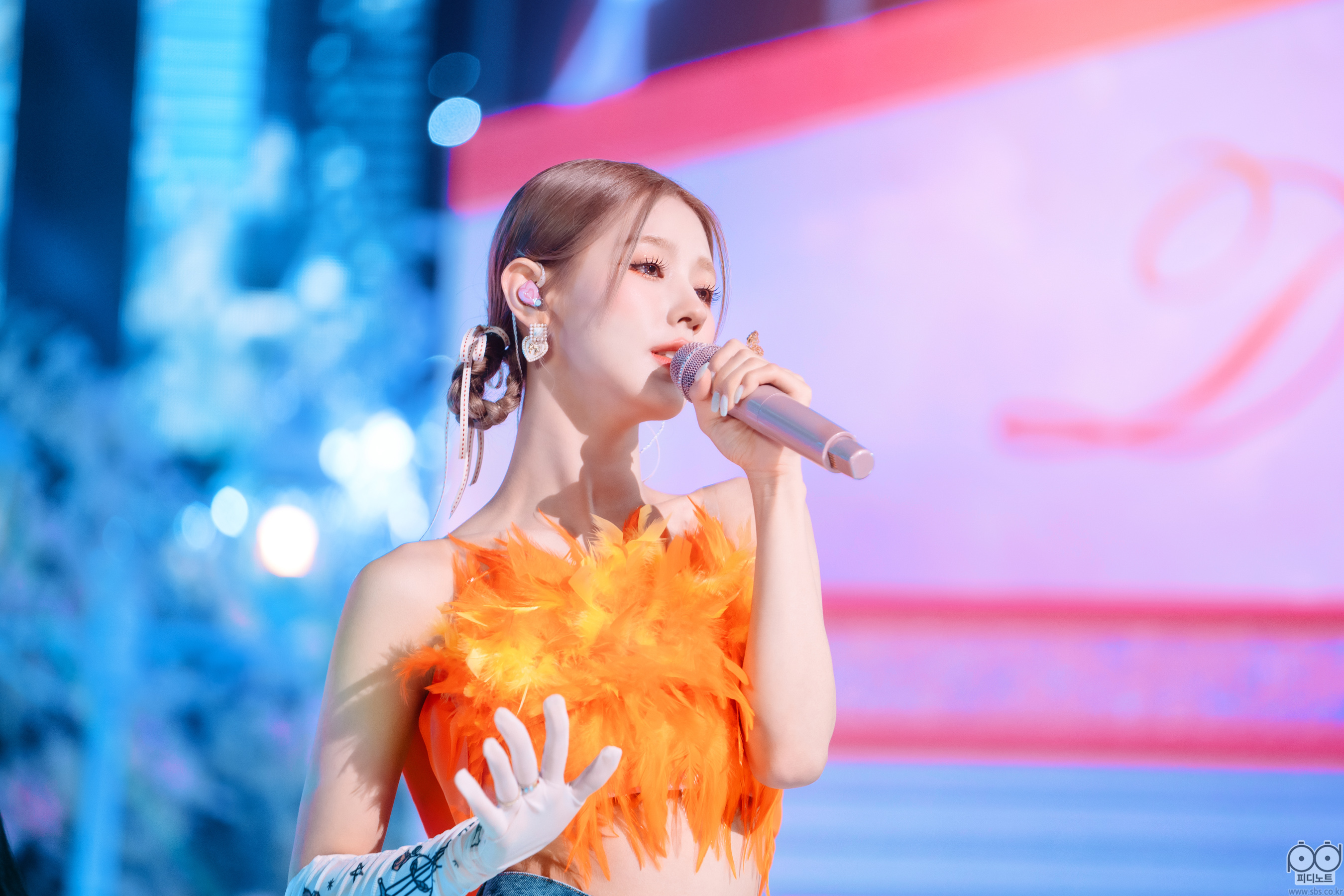 [잡담] 아이들 미연이 인가 비하인드 포토 찢었다... | 인스티즈