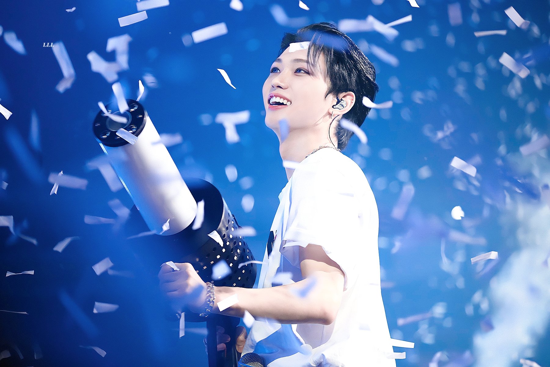 [잡담] 이용복처럼 속부터 겉까지 내 취향인 사람 처음 봐.. | 인스티즈