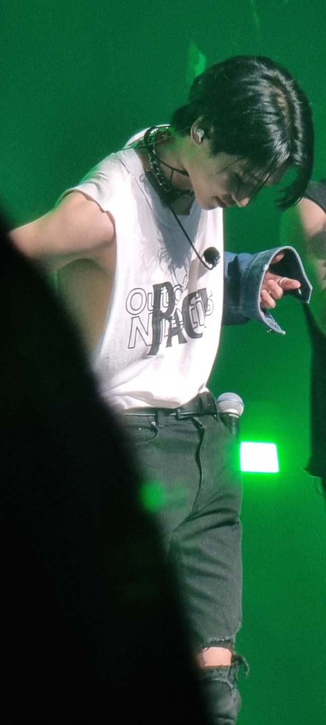 [잡담] 이용복처럼 속부터 겉까지 내 취향인 사람 처음 봐.. | 인스티즈