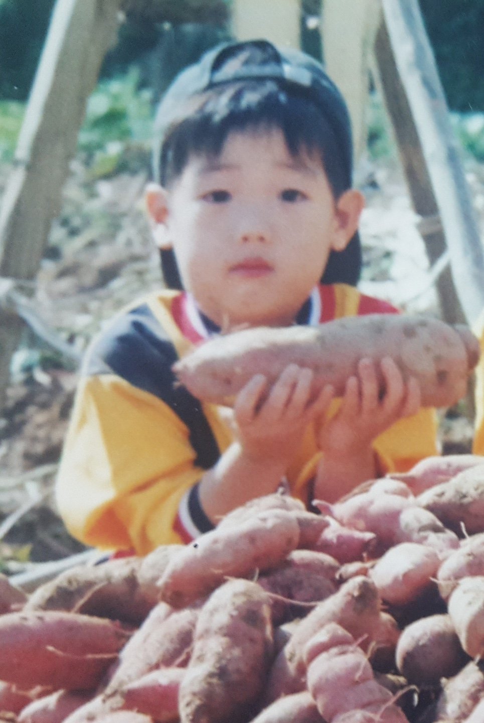 [잡담] 하 골차 찐 차일드시절 너무 귀여워서 미치겠다 | 인스티즈