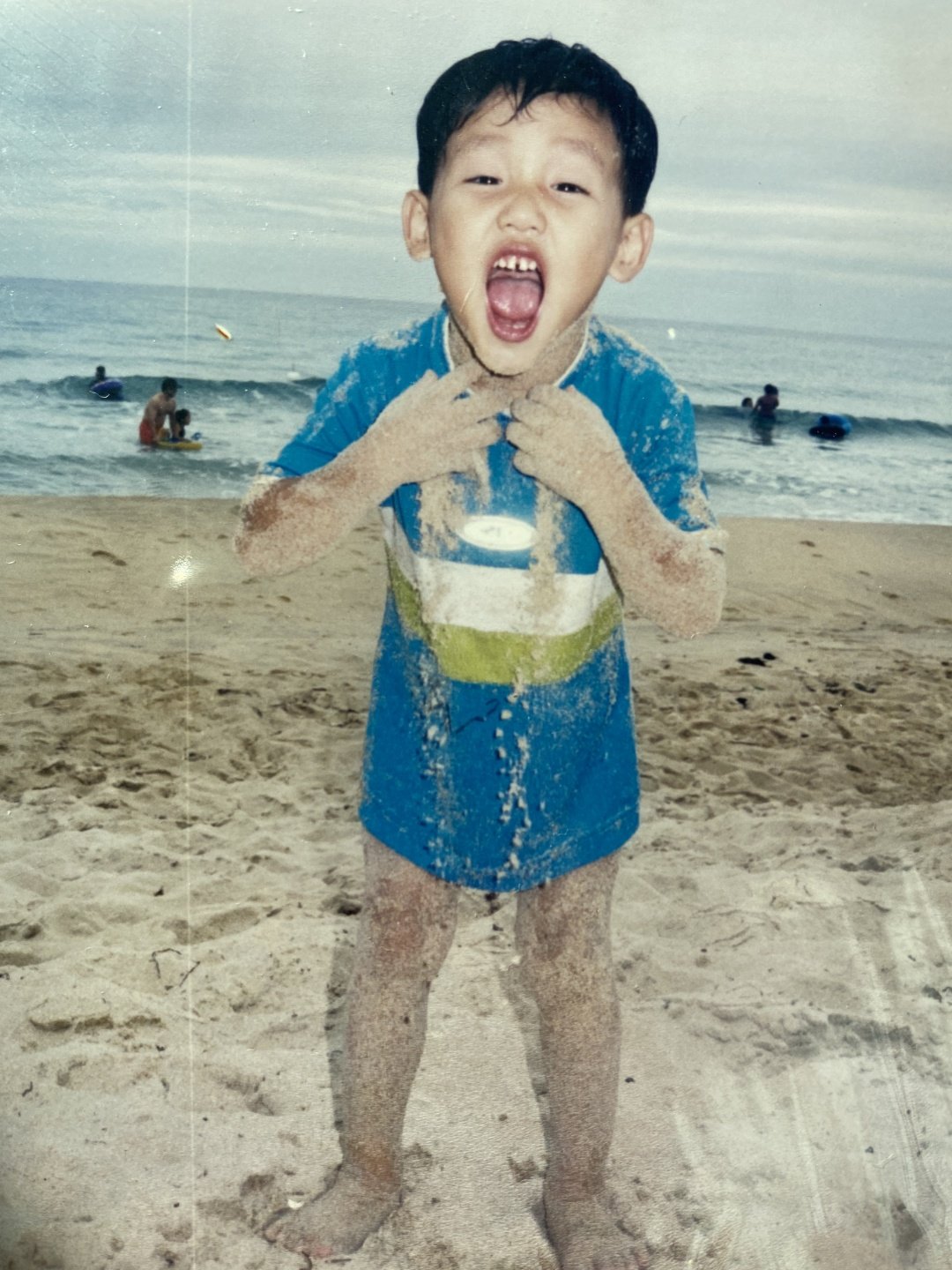 [잡담] 내 본진 어릴때 사진 완전 육아난이도 최상 | 인스티즈