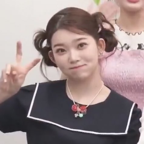 [잡담] 제발 어제 어린이날 츠키 보고 가죠............... | 인스티즈