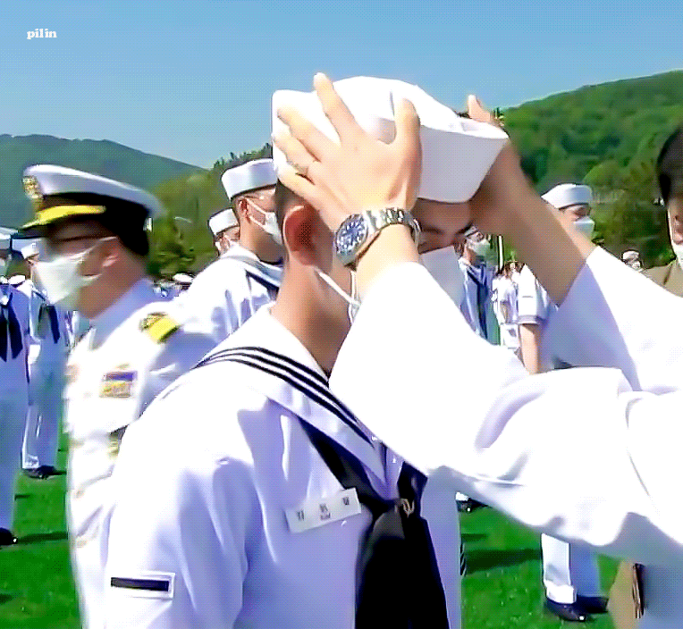 [잡담] 그니까... 원필이 디데이 오늘부터 시작해야 육군 디데이랑 같은 거잖아.. | 인스티즈