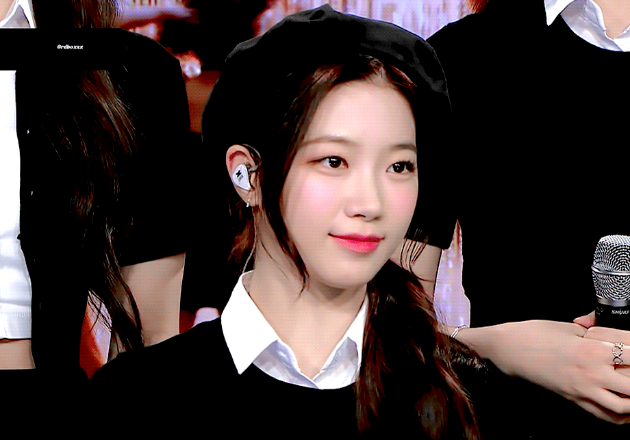 [잡담] 카즈하 블루프레임 입덕직캠 주세요 무조건 줘야됨 이거는 | 인스티즈